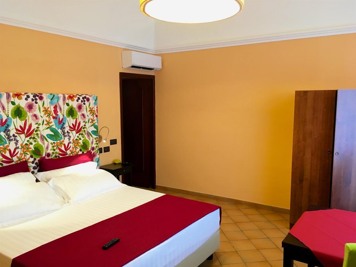Residenza Viviani Bed and Breakfast Sant'Agnello Exteriör bild